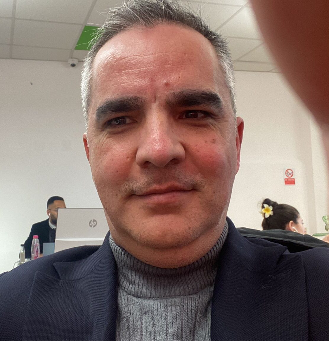 Hakan Ö.